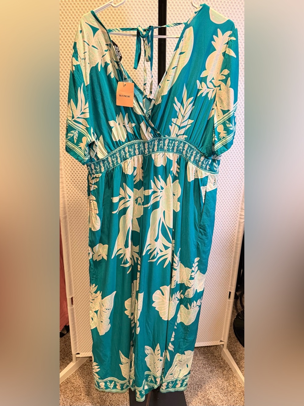 Bloomchic Teal Floral V-Neck Wide-Leg Jumpsuit with Pockets. NWT - Picture 5 of 6